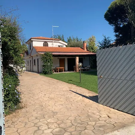 Lux Con Piscina A 200m Dal Mare