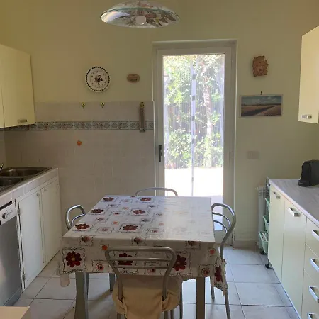 Lux Con Piscina A 200m Dal Mare